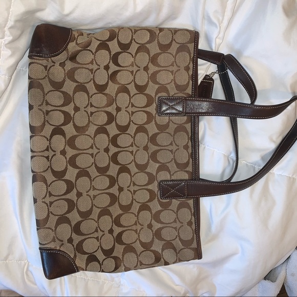 Coach Designer Authentic Tote Purse Shoulder Bag - Picture 2 of 3